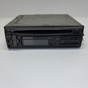 1995 PIONEER Super Tuner III CD Player DEH-415 Car Stereo‎ Unit Removable Face